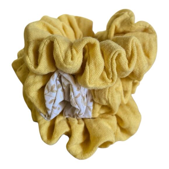 Assorted Hair Scrunchies Handmade Yellow 100% Cotton Floral Flower Theme NEW X3 - Picture 3 of 5